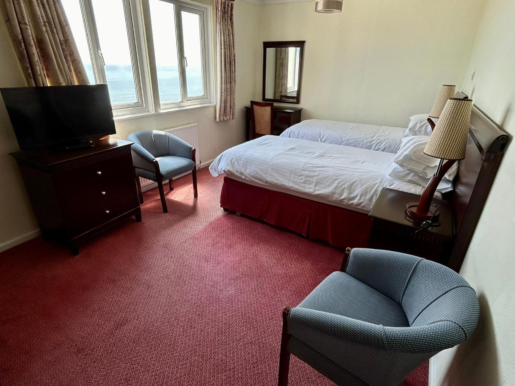 Regent Court - Seafront, Sandown - Free Car Ferry For Bookings Of 3 Or More Nights, Subject To Availability Exterior photo